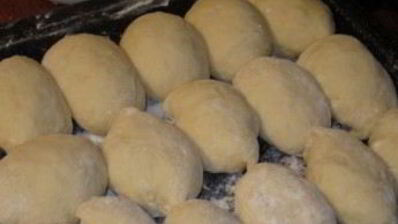 сладкие пирожки с вишней