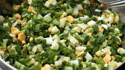 слоеные пирожки с яйцом и зеленым луком