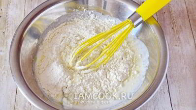 жареные пирожки с яблоками