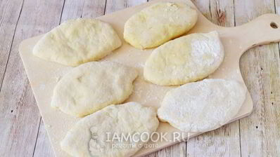 жареные пирожки с яблоками