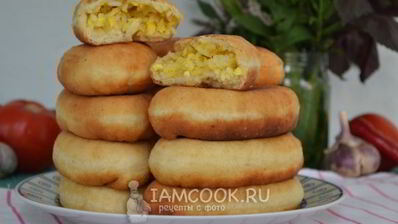 жареные пирожки с яйцом и рисом