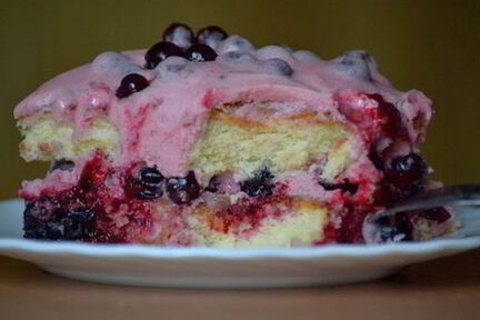 Бисквитное пирожное Ягодка