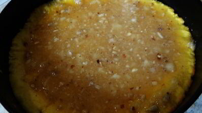 лимонное пирожное софи лорен с грецкими орехами, изюмом и безе