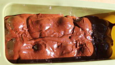 шоколадное пирожное сюрприз