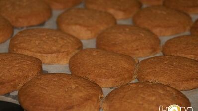 шоколадные пирожные с кремом