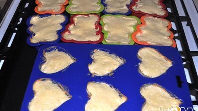 творожное пирожное с ягодами