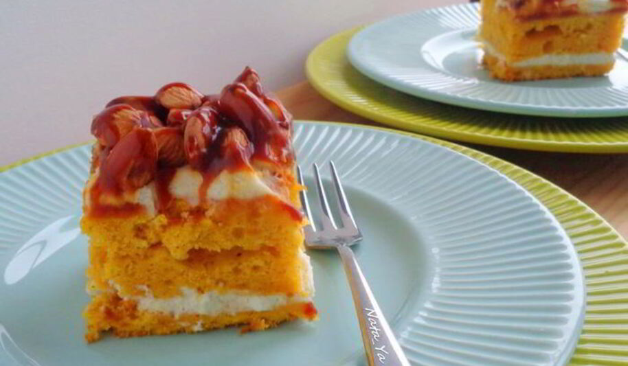 Рецепт тыквенных пирожных с миндалем и соленой карамелью