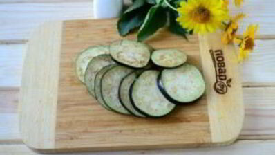 мини-пицца на баклажанах