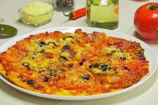 Пицца с ветчиной