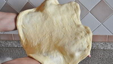 пицца пепперони с жаренной моцареллой