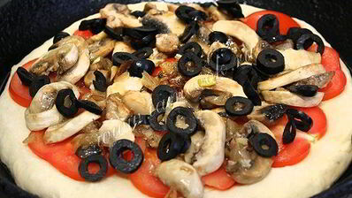 пицца постная с грибами