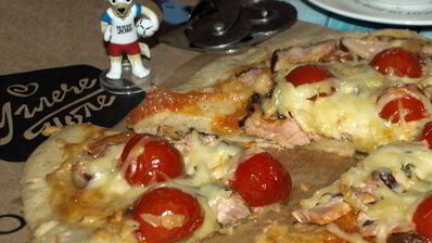 пицца с карбонадом