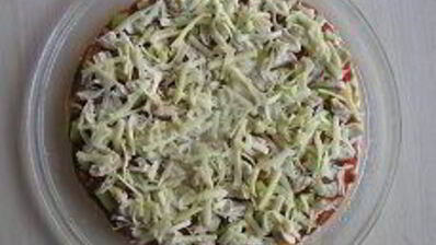 пицца с курицей и перцем в микроволновке