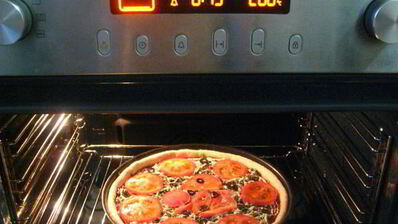 пицца с лесными грибами