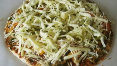 пицца с маринованным мясом