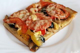 Пицца с тонким тестом