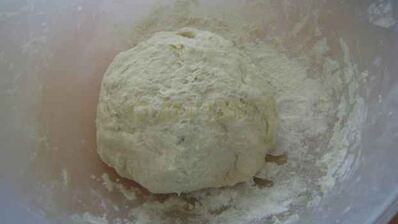 пицца с тунцом и ветчиной