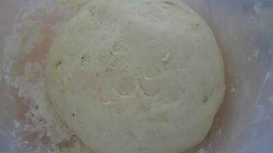 пицца с тунцом и ветчиной