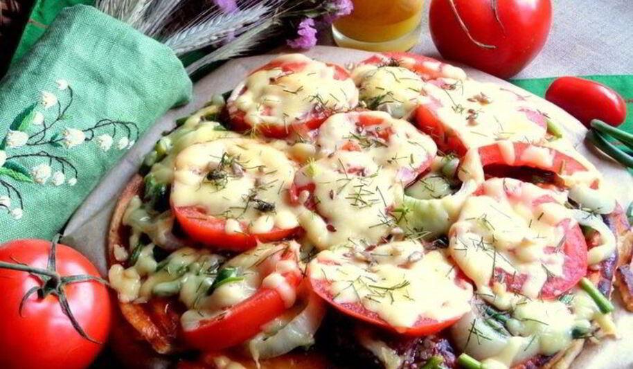 Рецепт заливной пиццы в сковороде