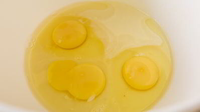 простые пончики на сгущенке