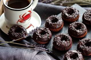 Шоколадные пончики