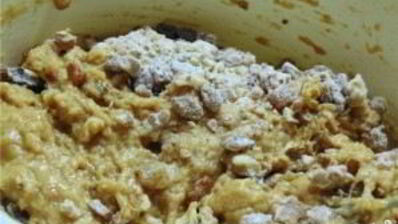 коврижка с орехами и изюмом