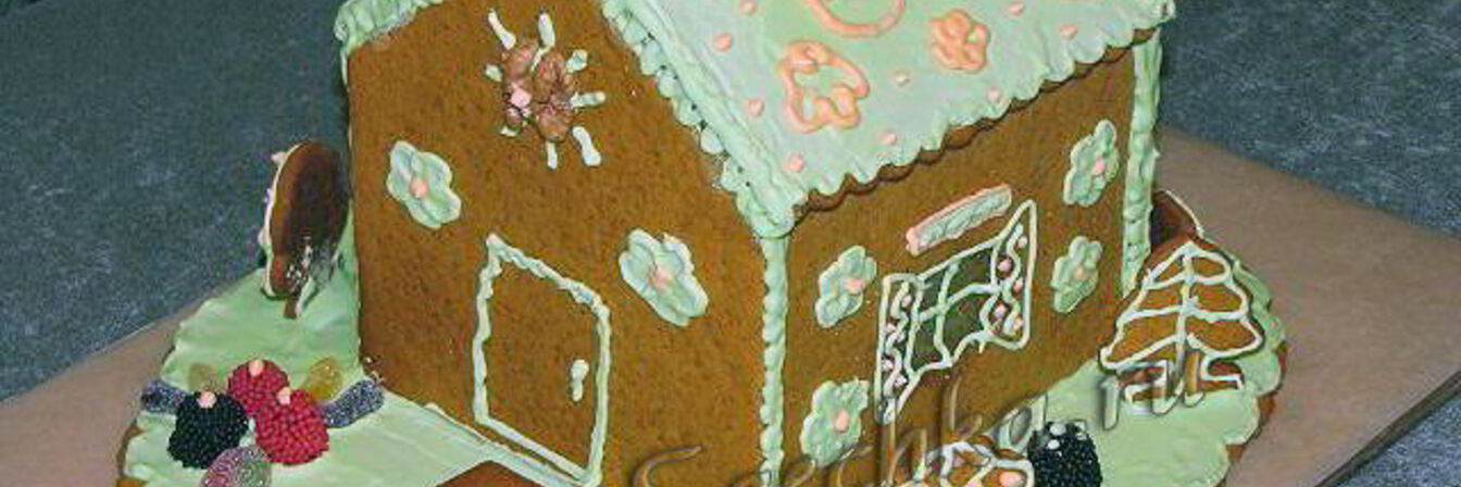 Новогодний пряничный домик