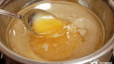 постная медовая коврижка с яблоками