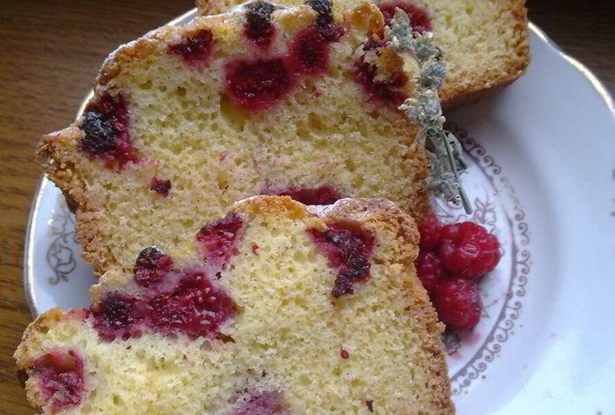 Малиновая шарлотка