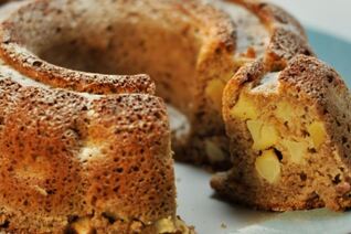 Шарлотка из цельнозерновой муки