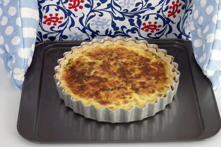 Шарлотка с капустой