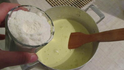 шарлотка с яблоками и грушами