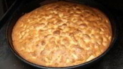 шарлотка с замороженными яблоками