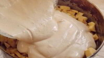 шарлотка в духовке с яблоками