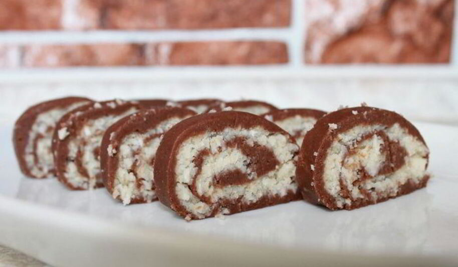 Рецепт шоколадна-кокосового рулет