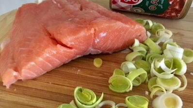 штрудель с лососем, фасолью и рикоттой