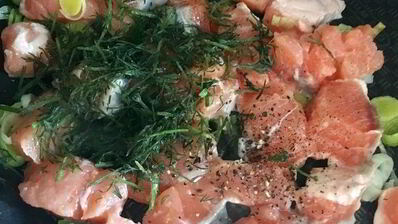 штрудель с лососем, фасолью и рикоттой