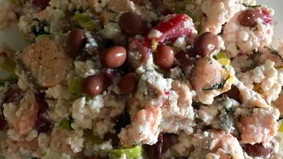 штрудель с лососем, фасолью и рикоттой