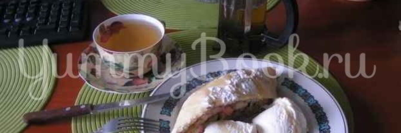 Штрудель яблочный с мороженым