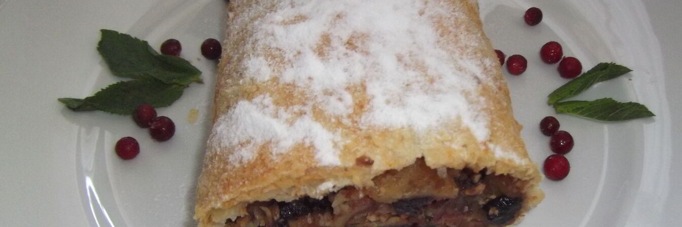Венский штрудель с яблоками