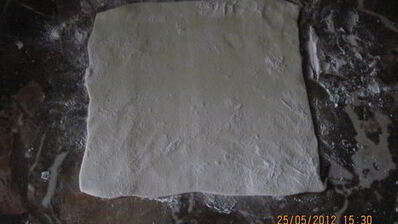 слойки с бананом и шоколадом