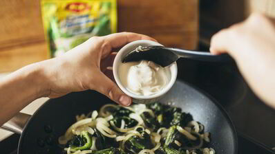 слойки с фетой и шпинатом