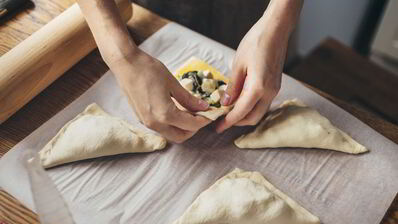 слойки с фетой и шпинатом