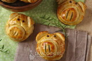 Слойки с сыром из готового слоеного теста