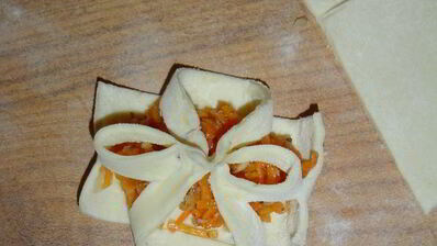 слойки с тыквенно-ореховой начинкой