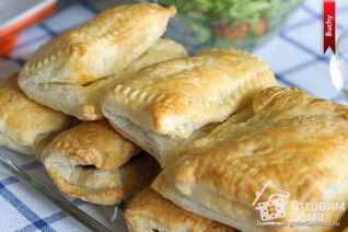 Слойки со шпротами