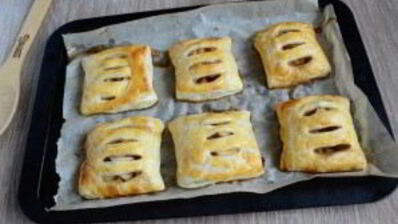 сочные слойки с яблоками