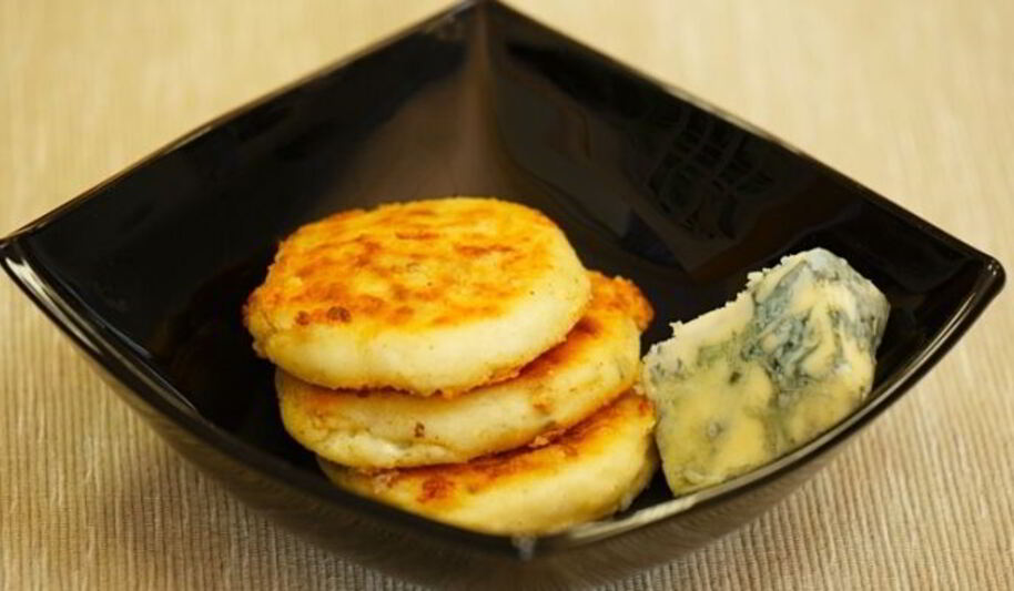 Рецепт сырников с дор блю