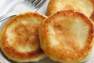 Сырники с курагой и грецкими орехами