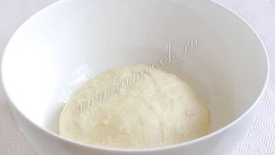 классическое дрожжевое тесто для пиццы